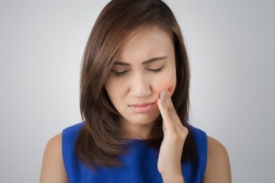 Experiencing tooth pain?